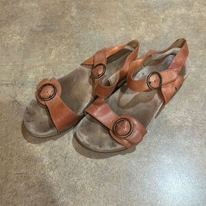 Women’s Dansko sandals size 36